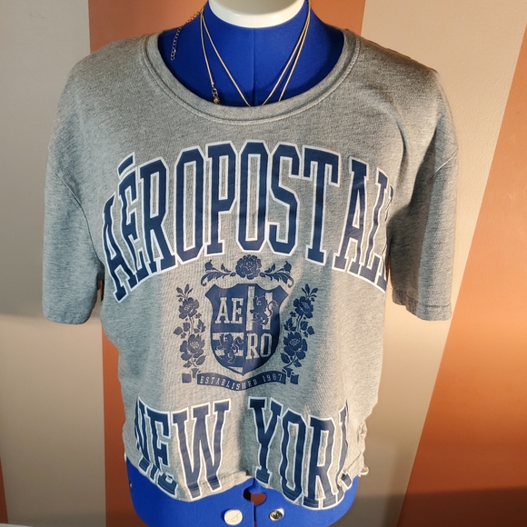 Aeropostale Women's Tee-Shirt - Picture 3 of 4